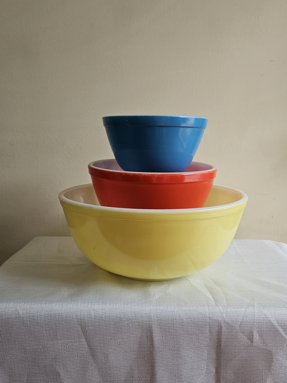 Pyrex Blue, Red, & Yellow Primary Colors Mixing Bowl Trio